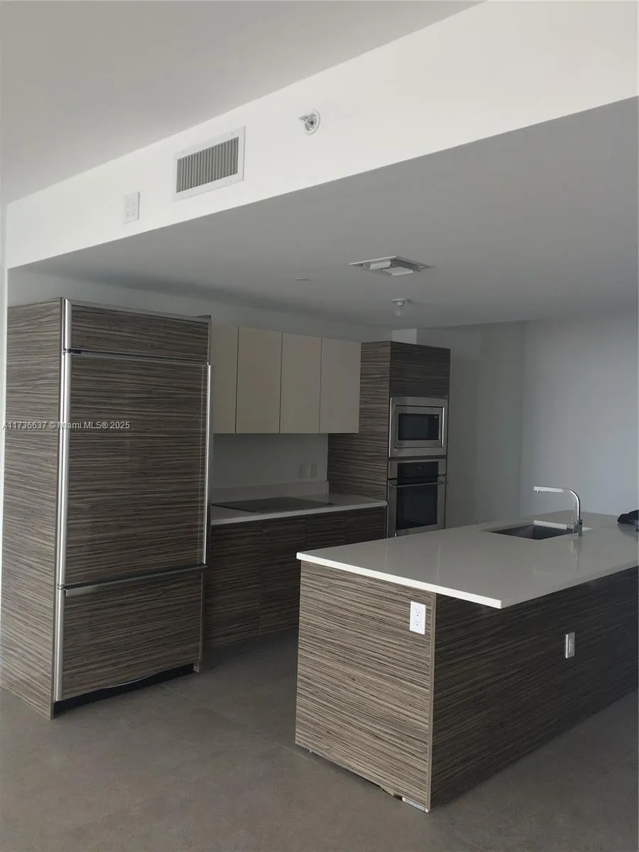 460 NE 28th St # 2503, Miami FL 33137