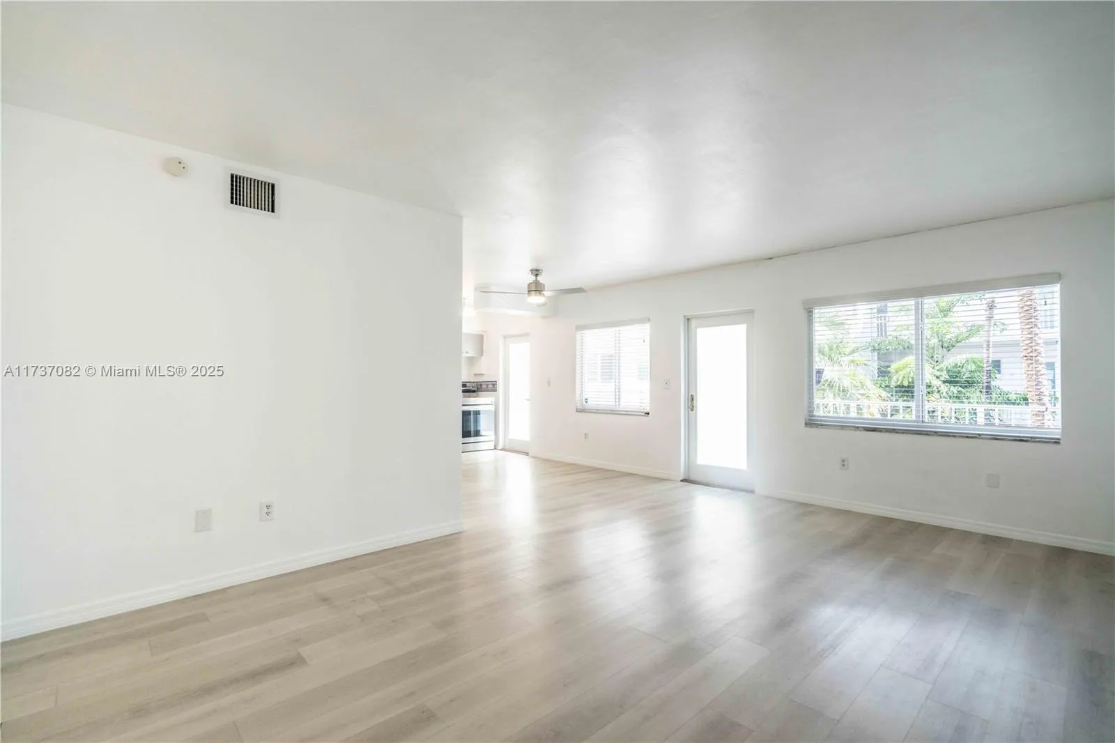 1420 Pennsylvania Ave # 302, Miami Beach FL 33139