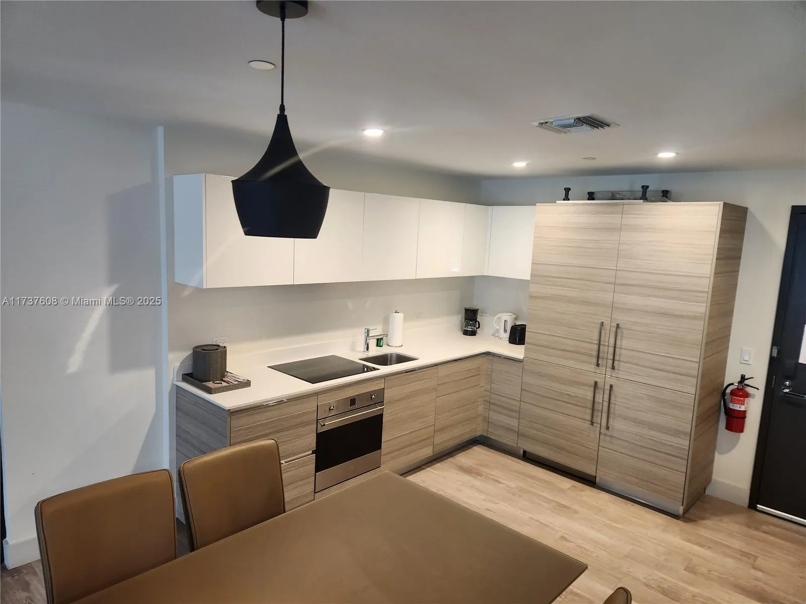 777 N Ocean Dr # N517, Hollywood FL 33019