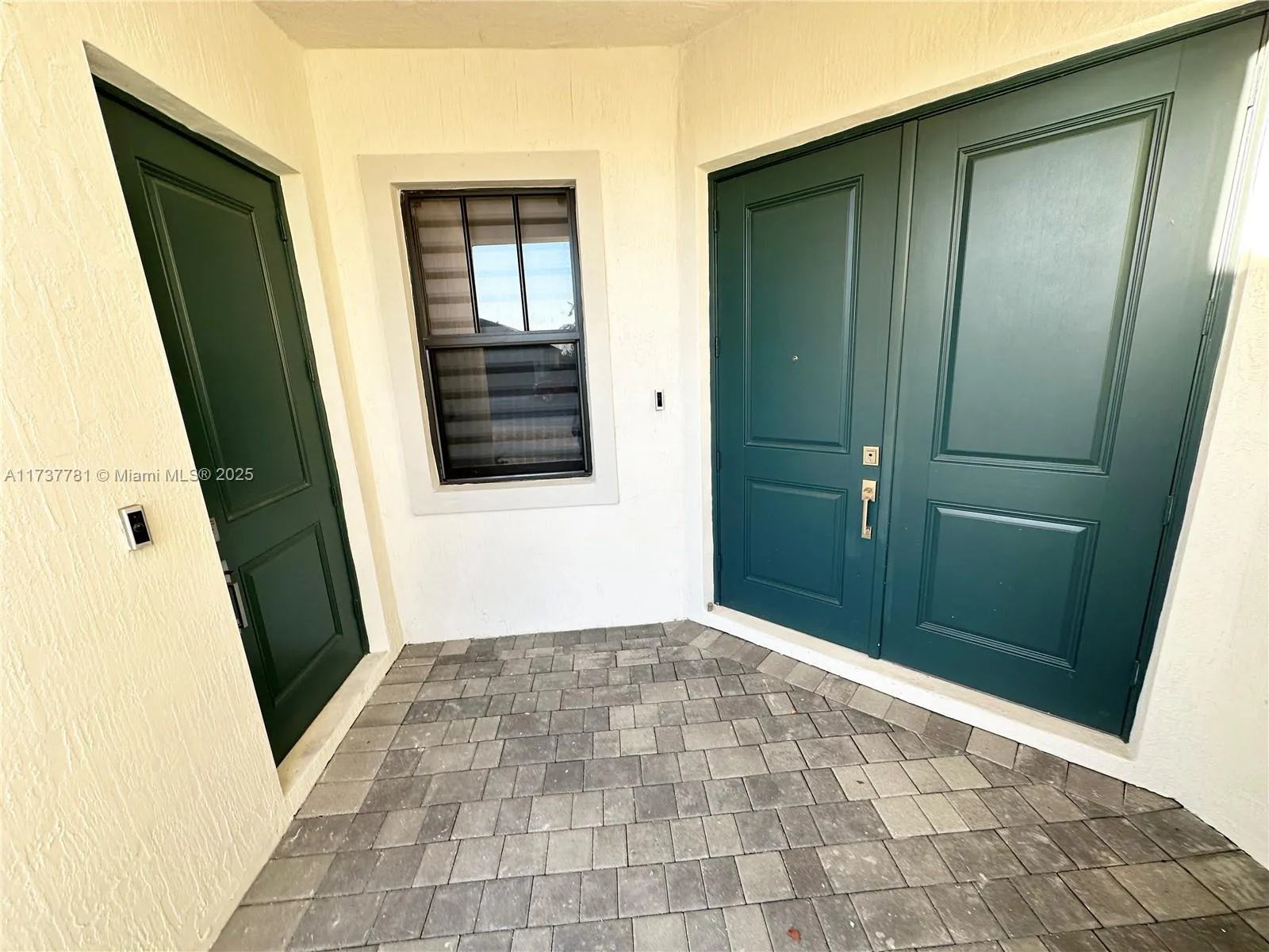 17395 SW 41st St, Miramar FL 33029