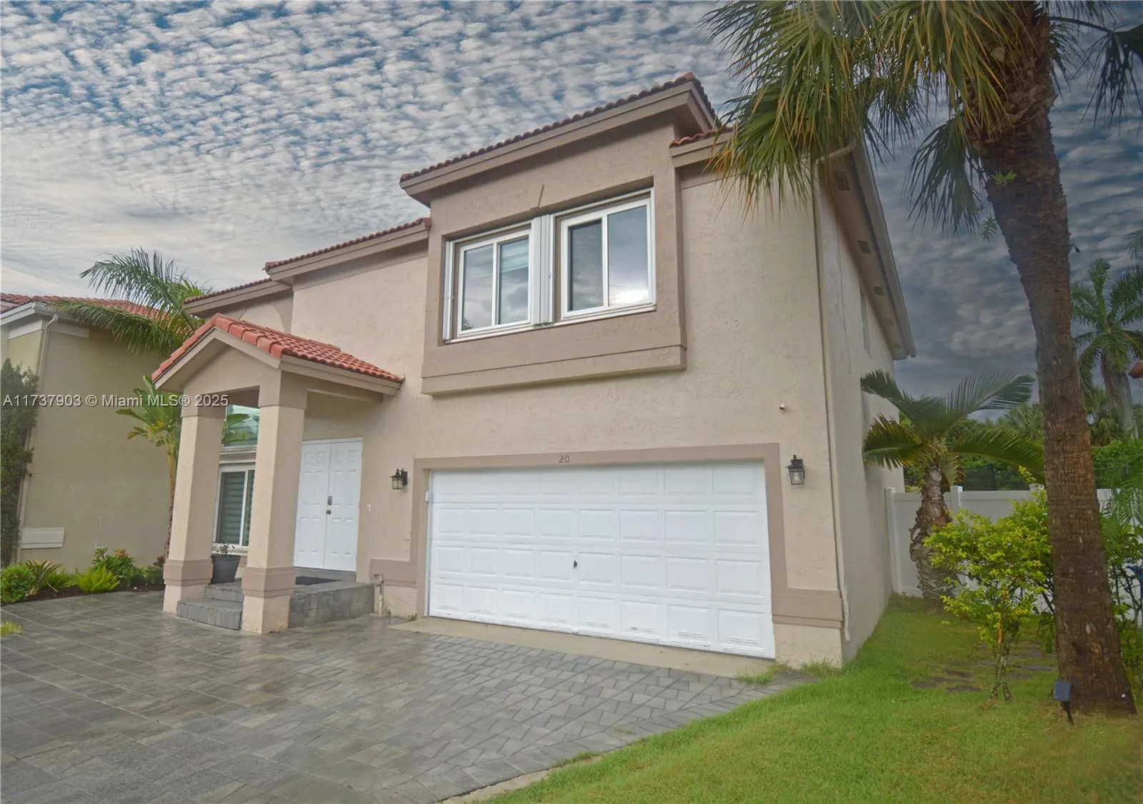 20 Gables Blvd, Weston FL 33326