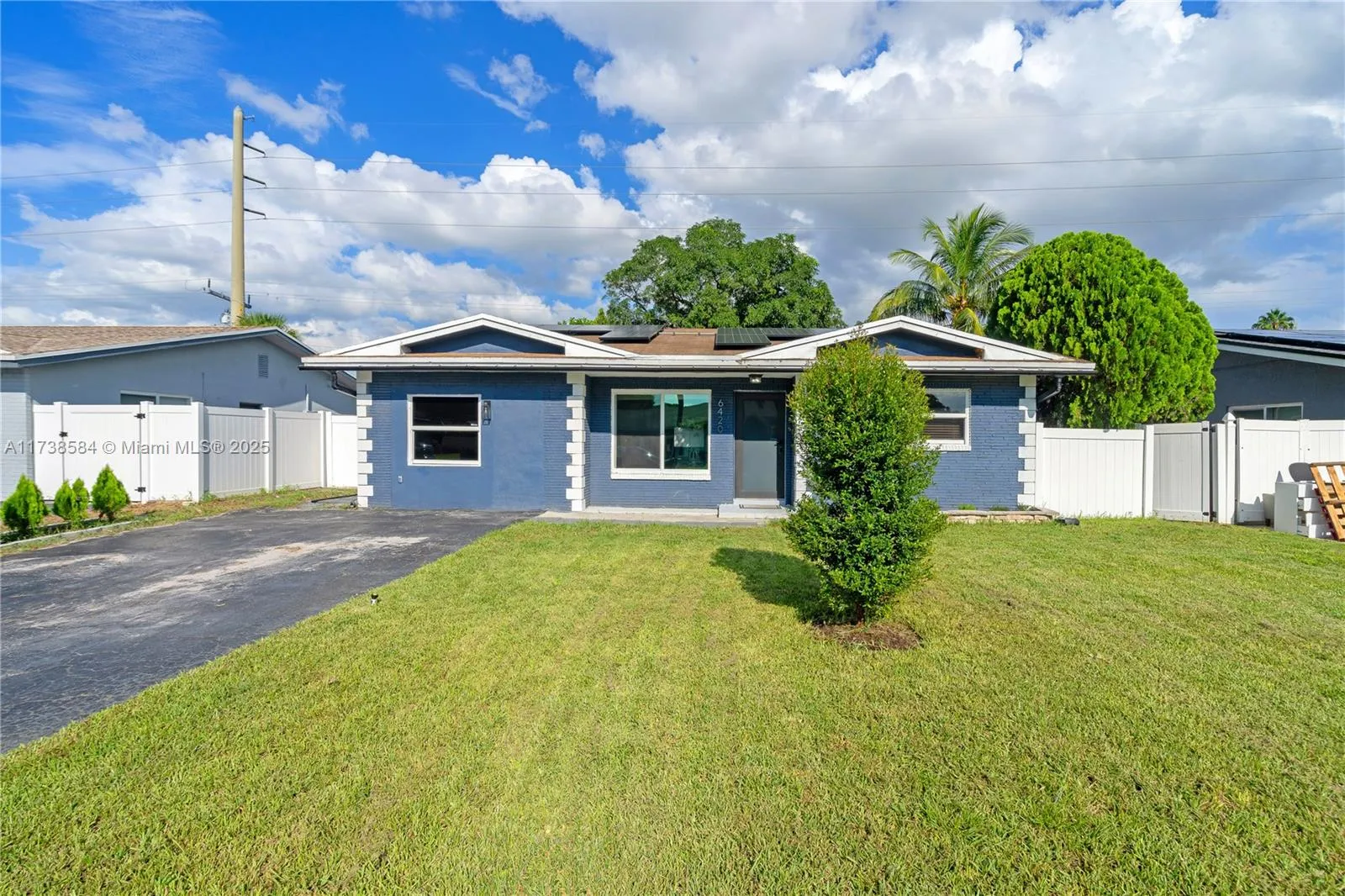 3 bedroom 2 bath for sale at 6420 NW 31st Way, Fort Lauderdale FL 33309
