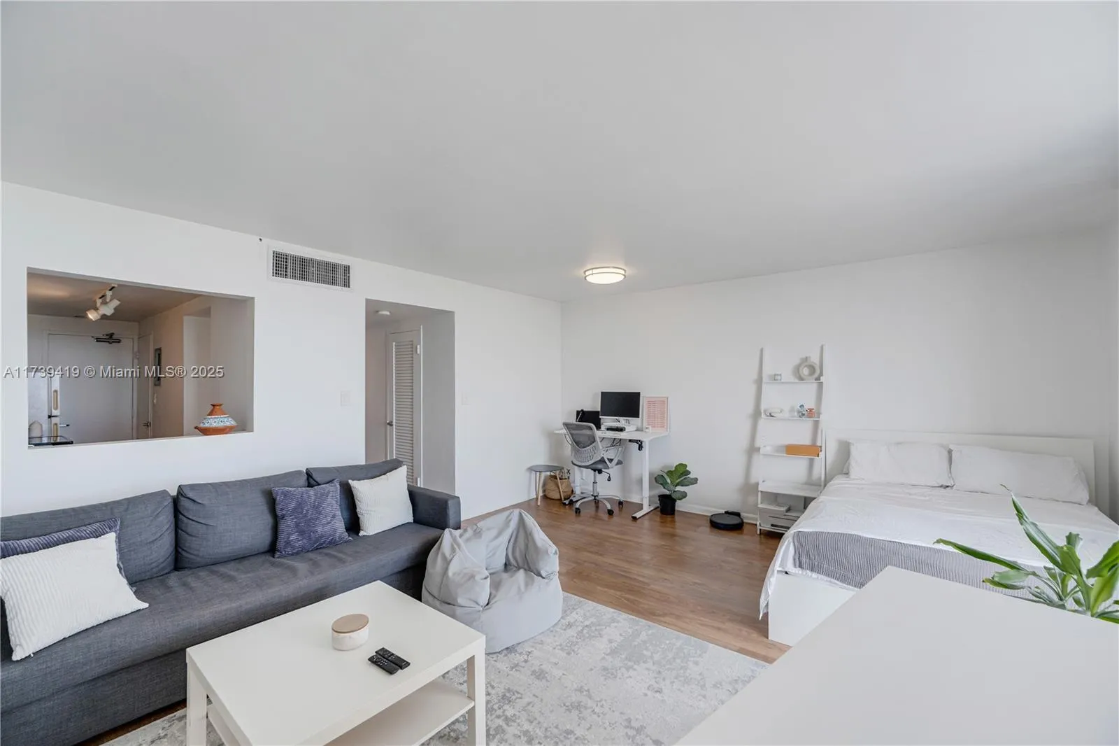 1200 West Ave # 15, Miami Beach FL 33139
