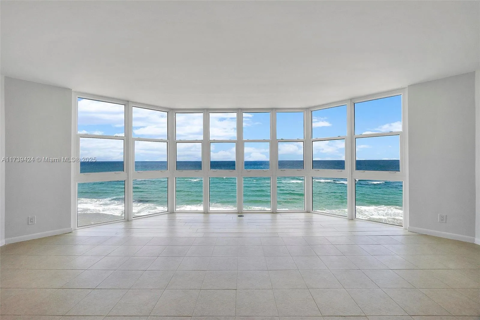 2 bedroom 2 bath for sale at 1155 Hillsboro Mile # 507, Hillsboro Beach FL 33062