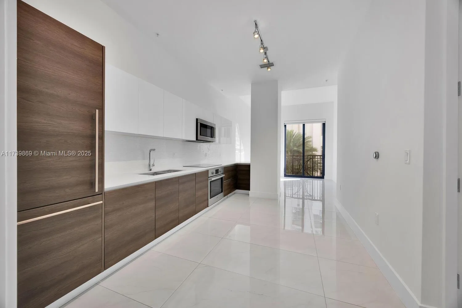 301 Altara Ave # 201, Coral Gables FL 33146