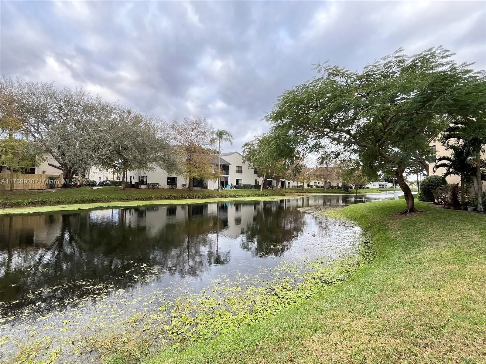 3717 Cocoplum Cir # 3547, Coconut Creek FL 33063