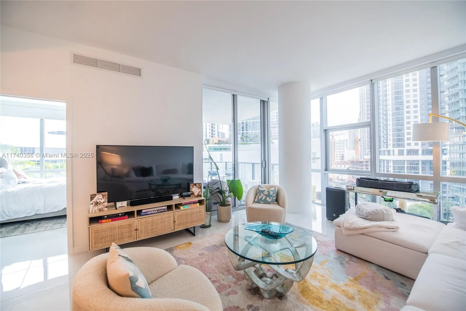 3 bedroom 4 bath for sale at 851 NE 1st Ave # 811, Miami FL 33132