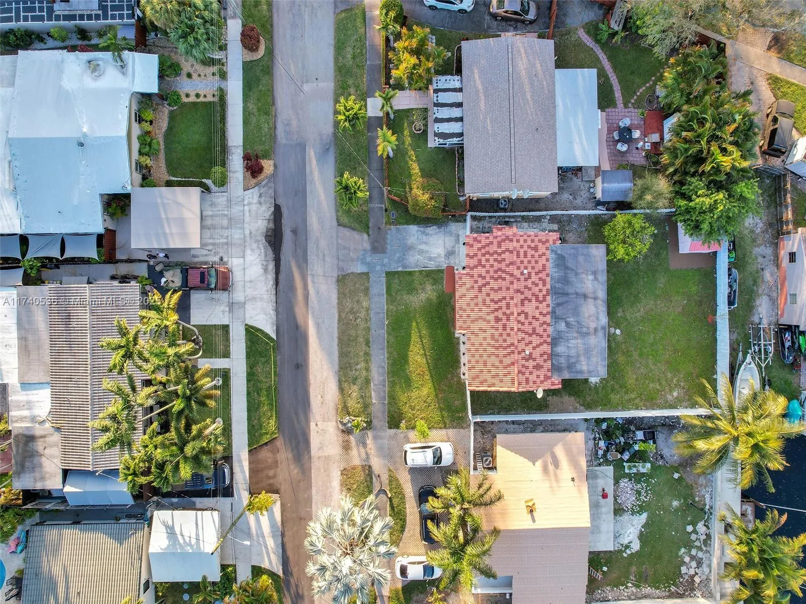 2725 Scott St, Hollywood FL 33020