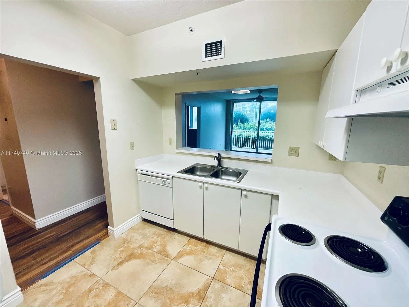 3020 NE 32nd Ave # 621, Fort Lauderdale FL 33308