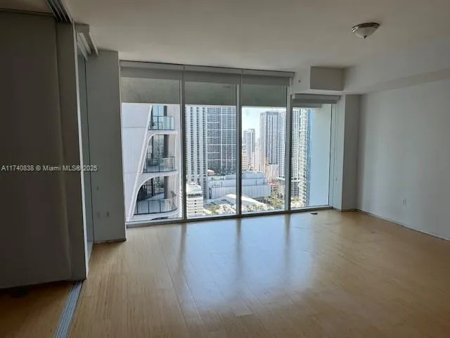 1040 Biscayne Blvd # 3008, Miami FL 33132