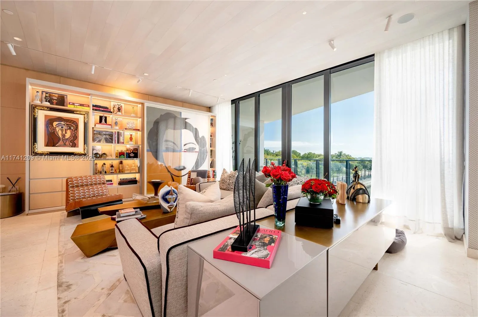 3581 E Glencoe St # 301, Miami FL 33133