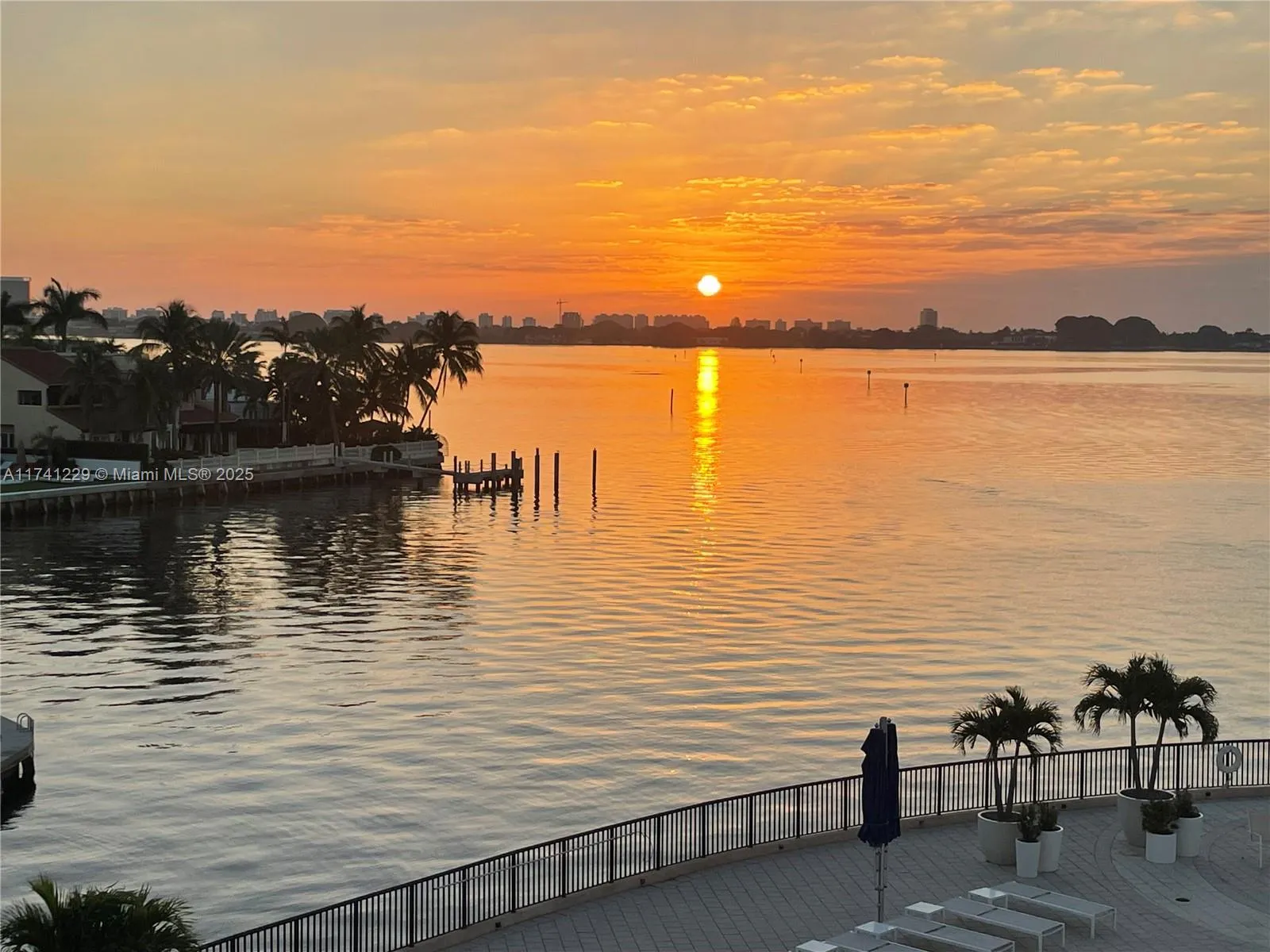 1800 NE 114th St # 503, Miami FL 33181