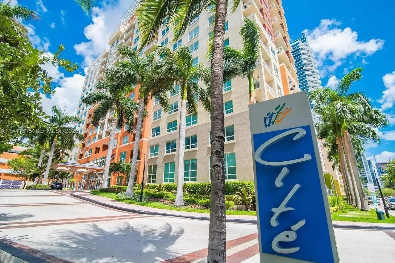 2 bedroom 2 bath for sale at 2000 N Bayshore Dr # 304, Miami FL 33137