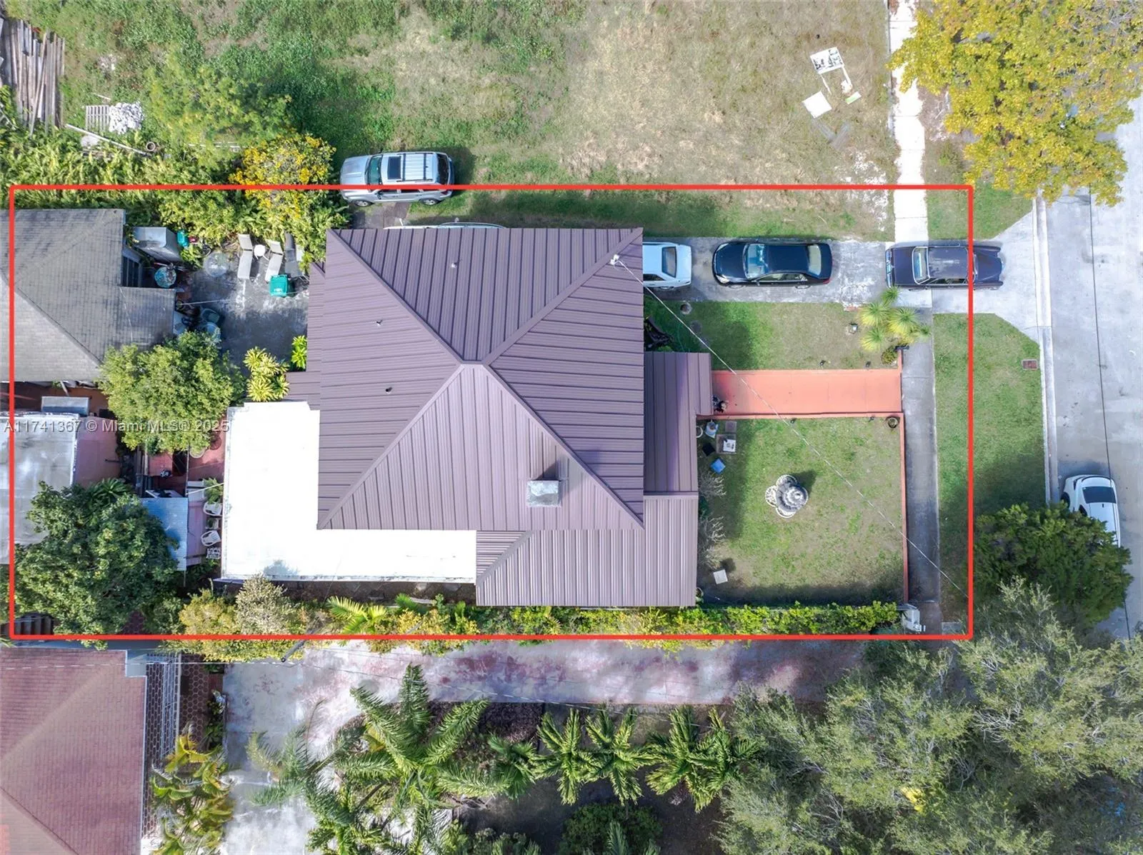 6 bedroom 4 bath for sale at 36 SW 20th Rd, Miami FL 33129