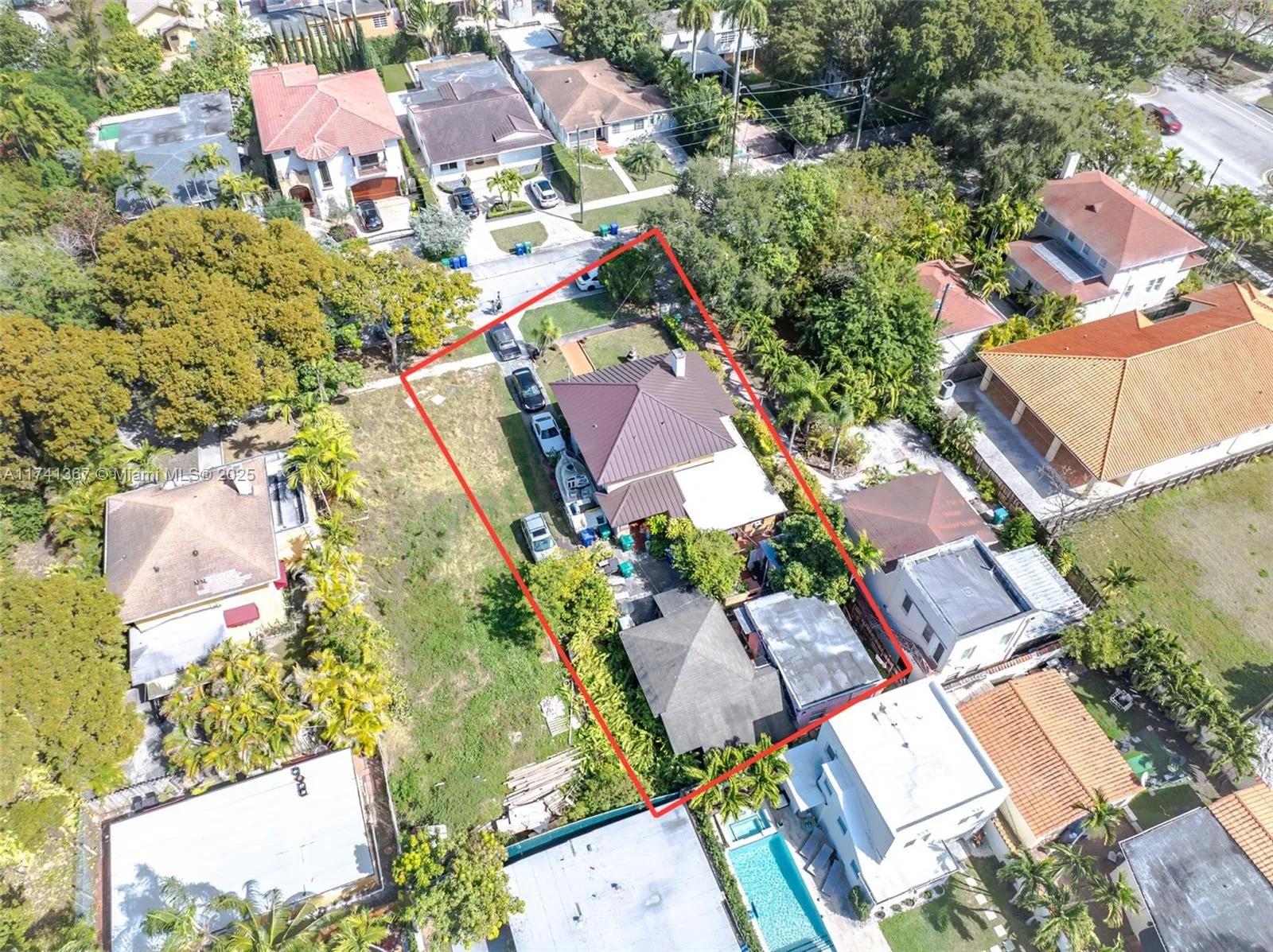 36 SW 20th Rd, Miami FL 33129