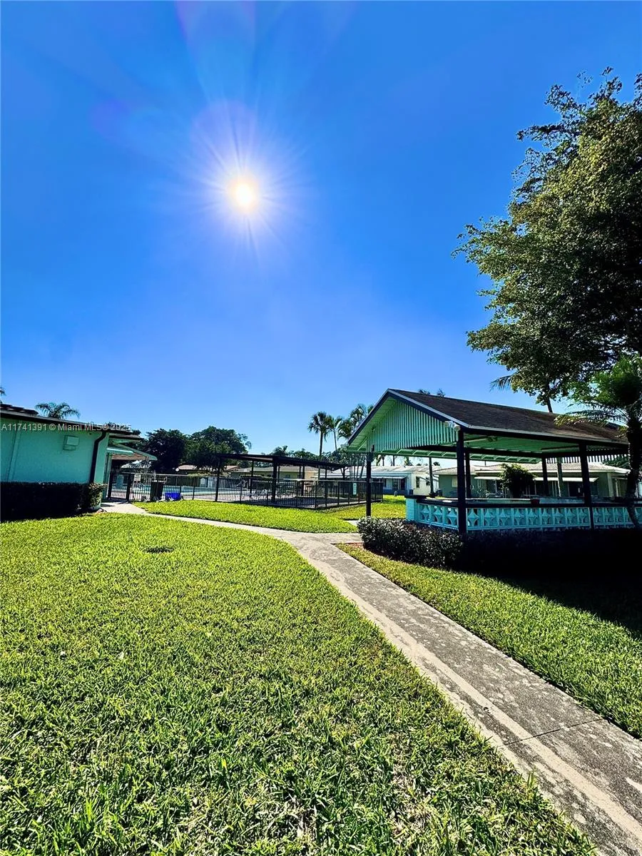 4700 NW 48th Ave, Tamarac FL 33319