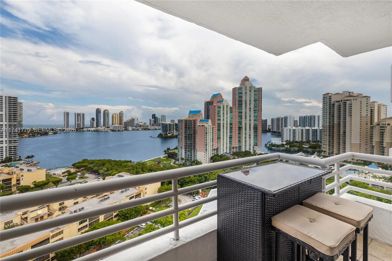 3300 NE 192nd St, Aventura FL 33180