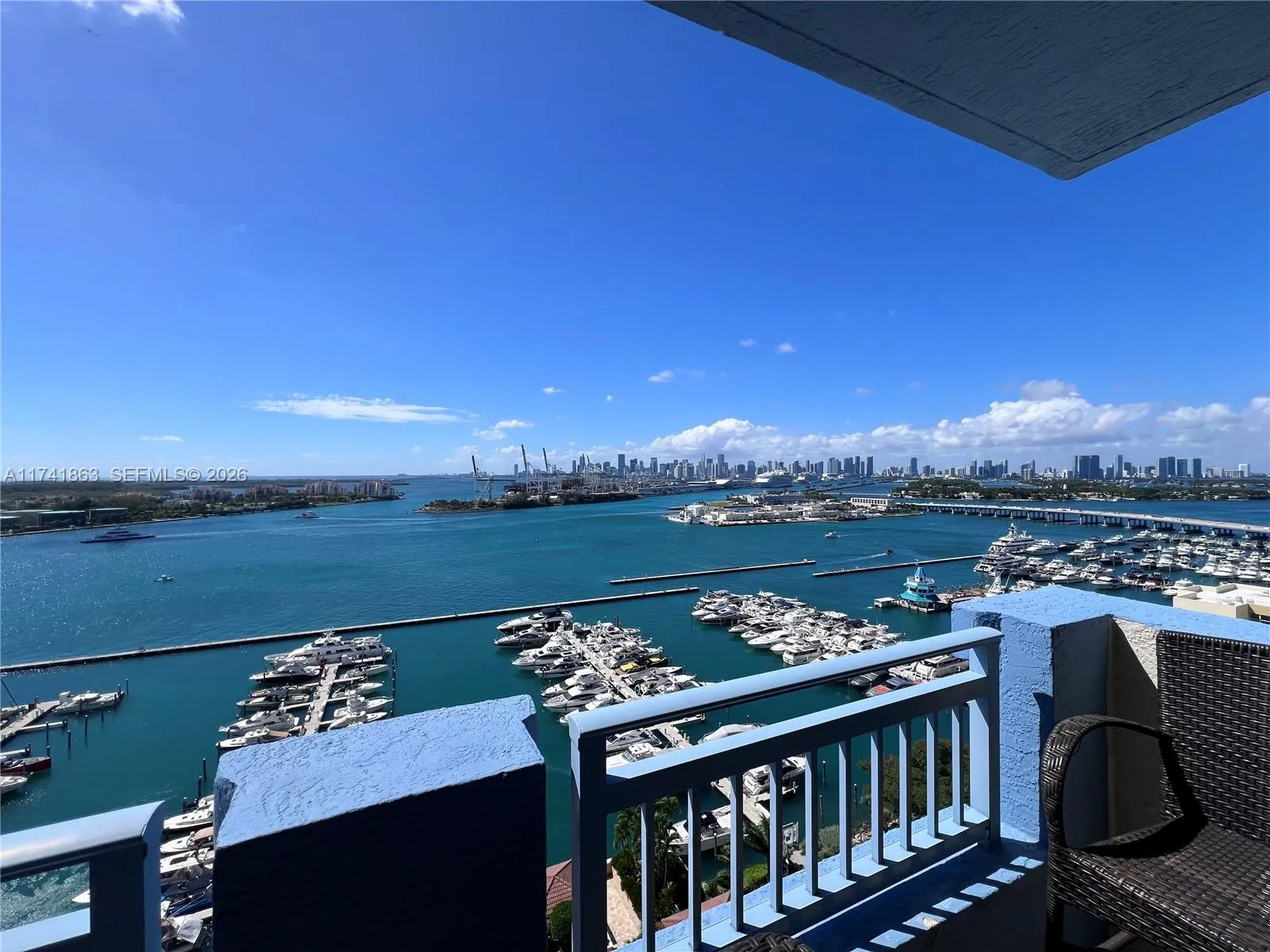 2 bedroom 2 bath for rent at 90 Alton Rd # 2110, Miami Beach FL 33139