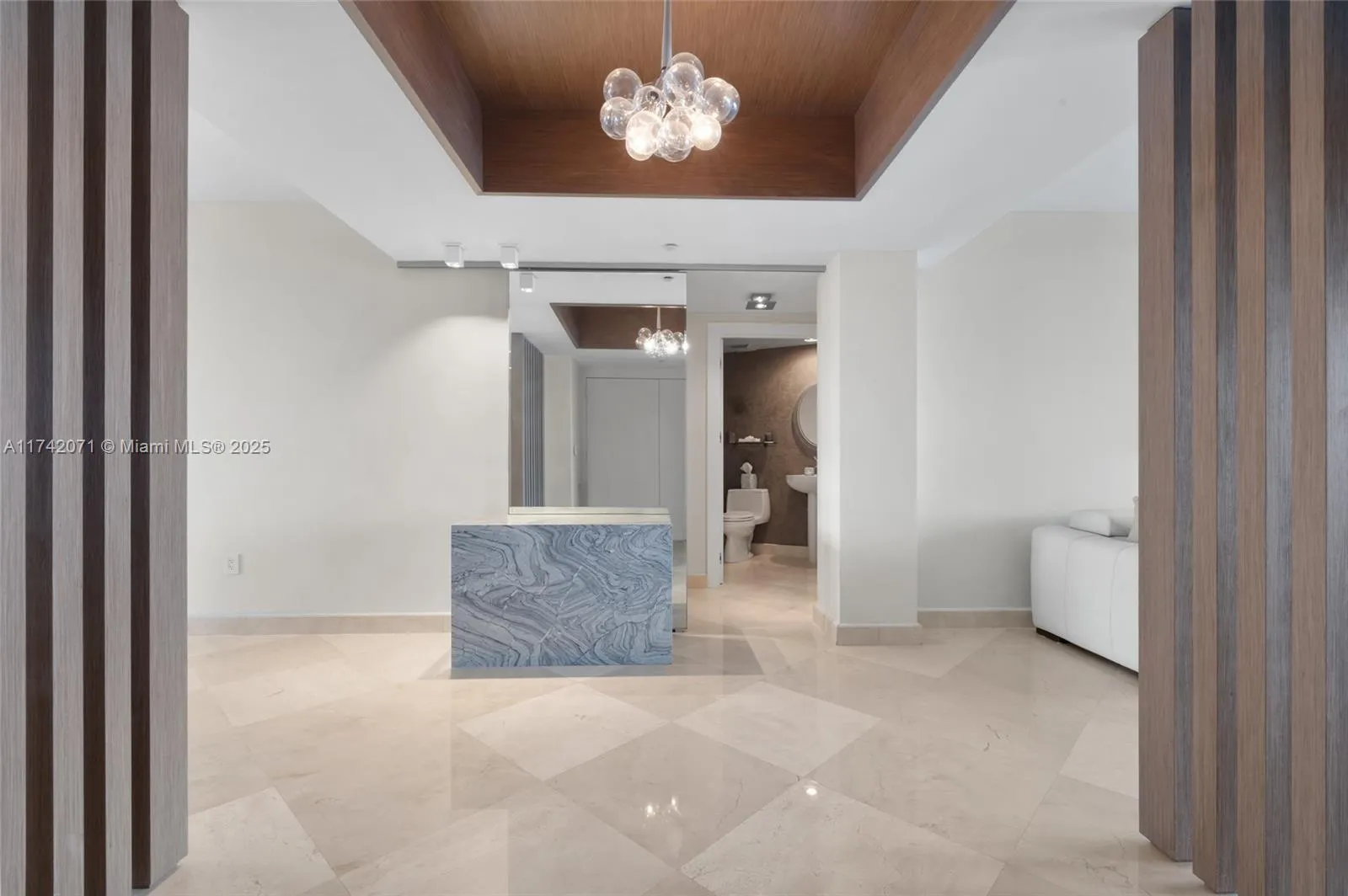 18911 Collins Ave, Sunny Isles Beach FL 33160