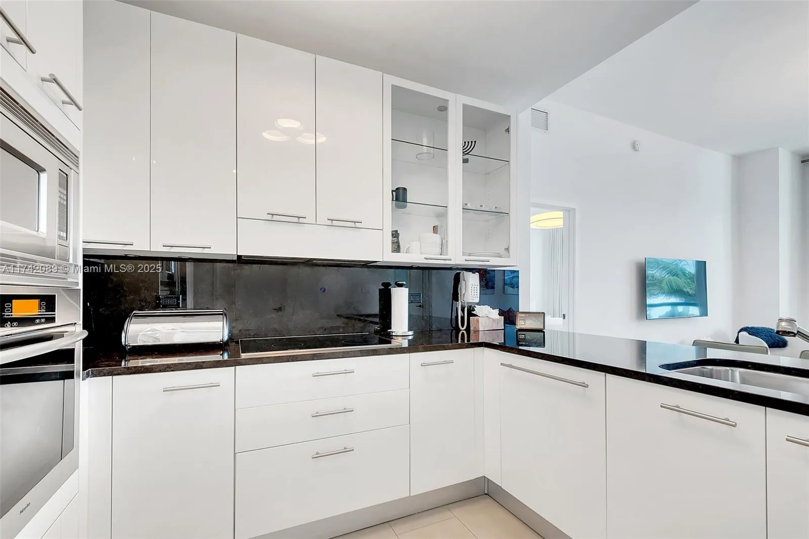 6799 Collins Ave # 312, Miami Beach FL 33141