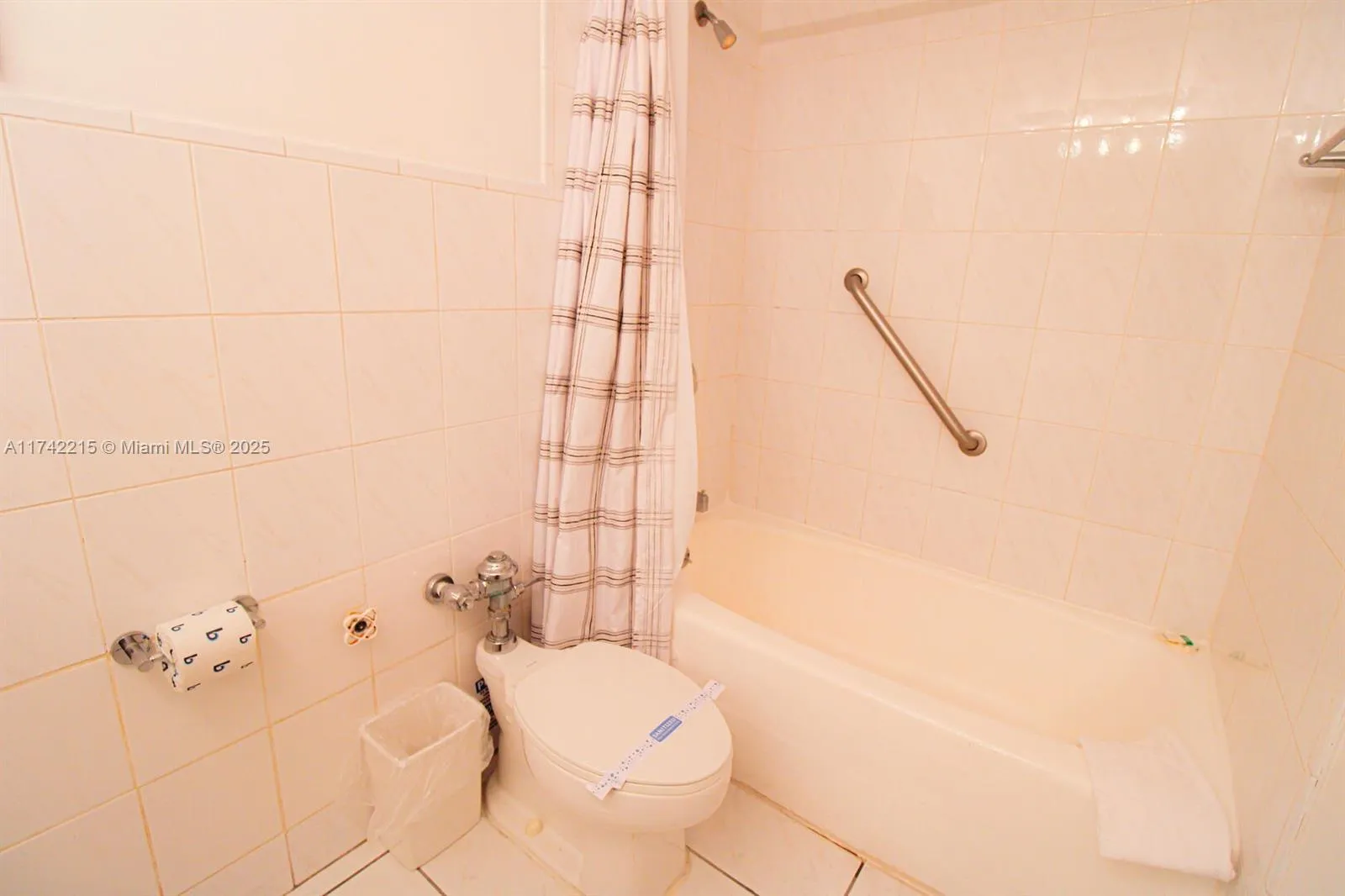 5445 Collins Ave # 1221, Miami Beach FL 33140