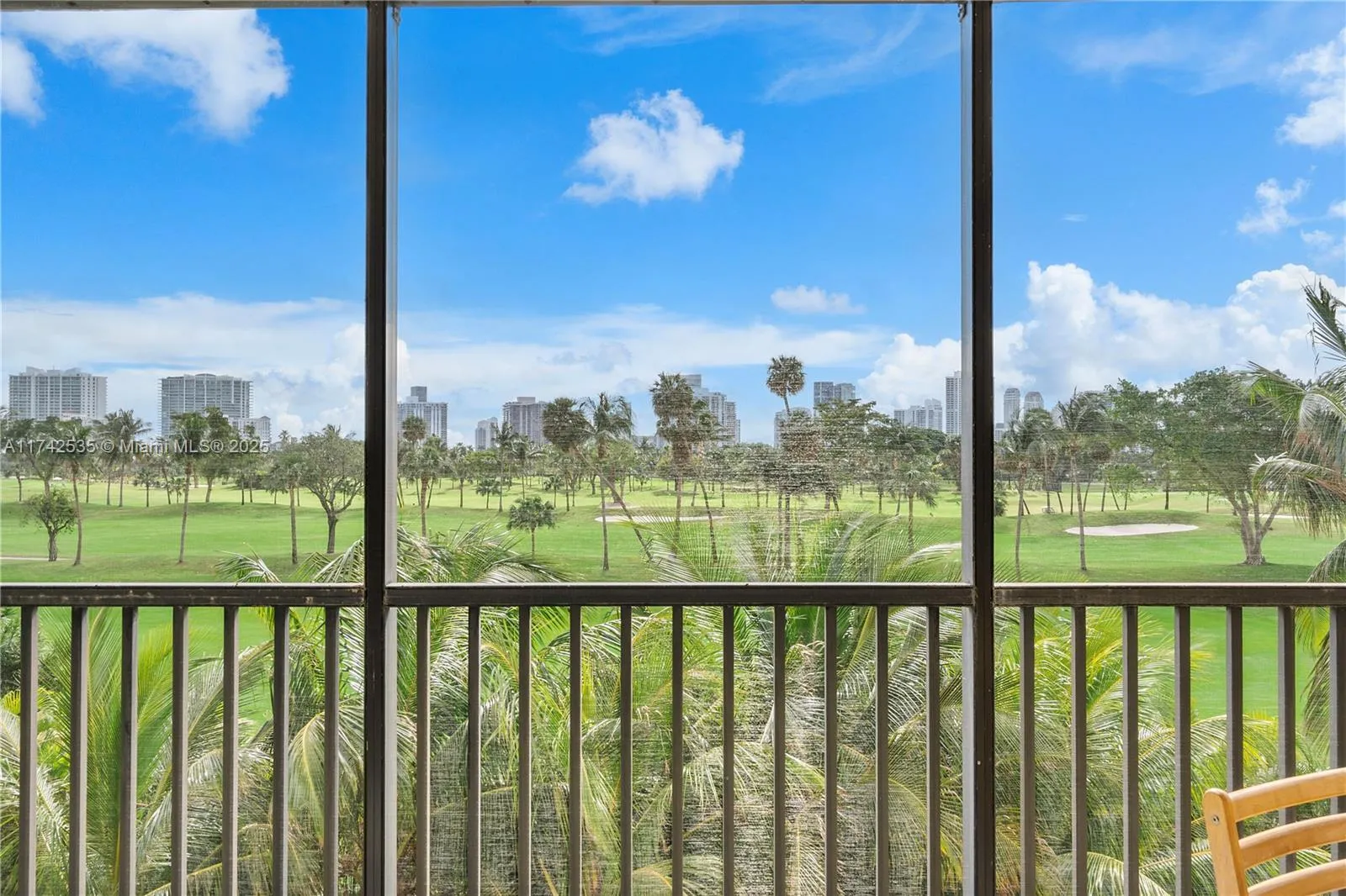 2 bedroom 2 bath for sale at 20335 W Country Club Dr # 308, Aventura FL 33180