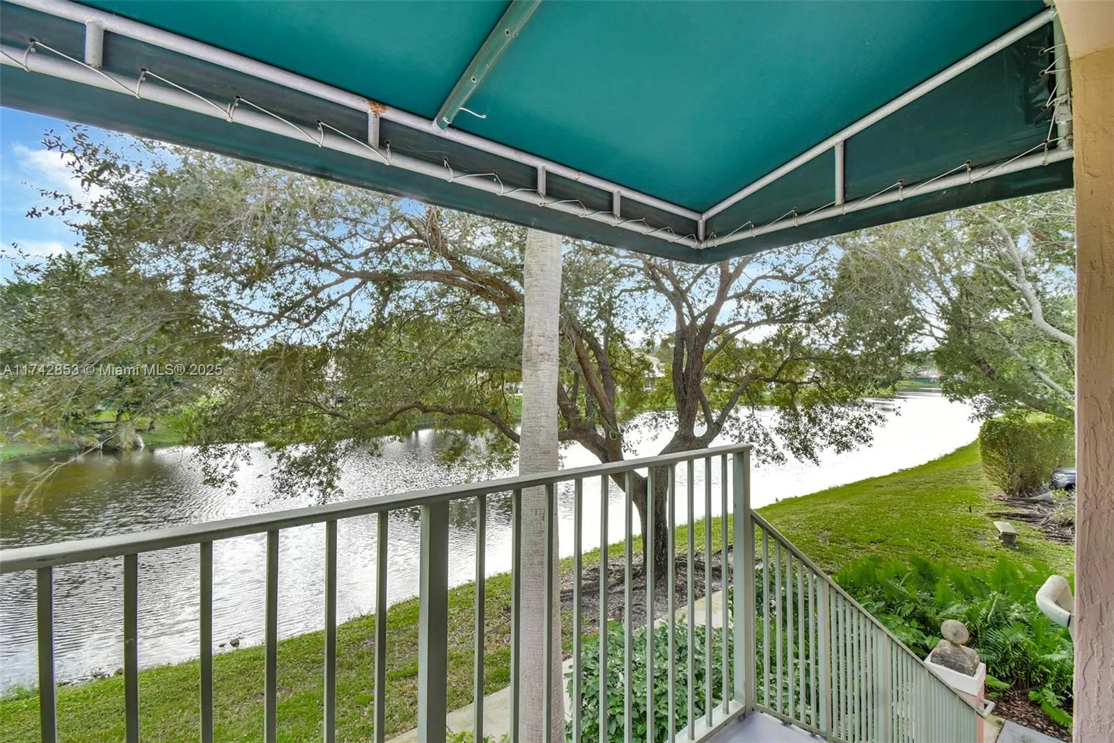 12106 Saint Andrews Pl # 207, Miramar FL 33025
