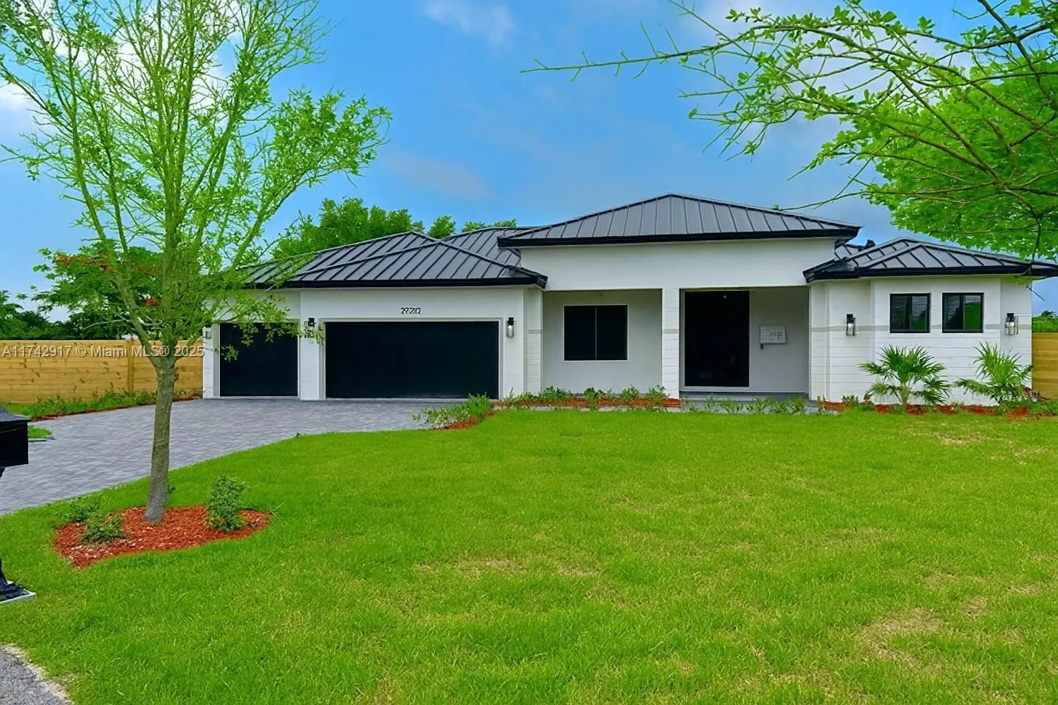 5 bedroom 4 bath for sale at 29282 SW 181st Ave, Homestead FL 33030