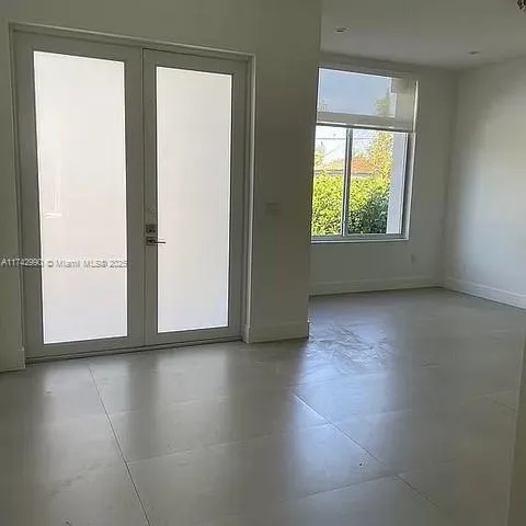 2643 SW 32nd Ct, Miami FL 33133