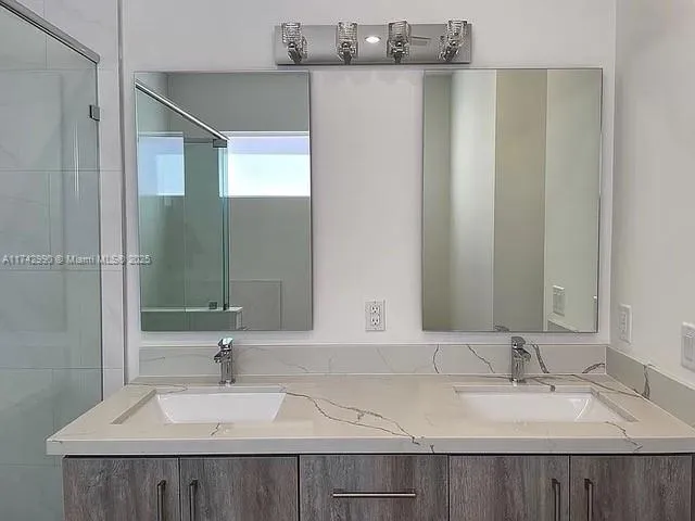 2643 SW 32nd Ct, Miami FL 33133