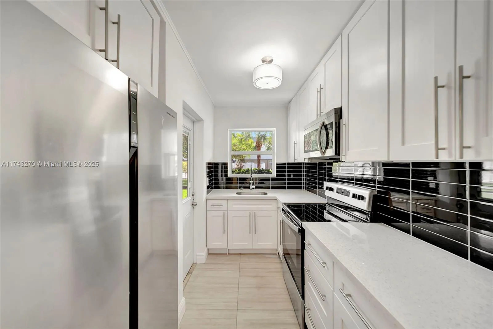 270 Layne Blvd # 106, Hallandale Beach FL 33009