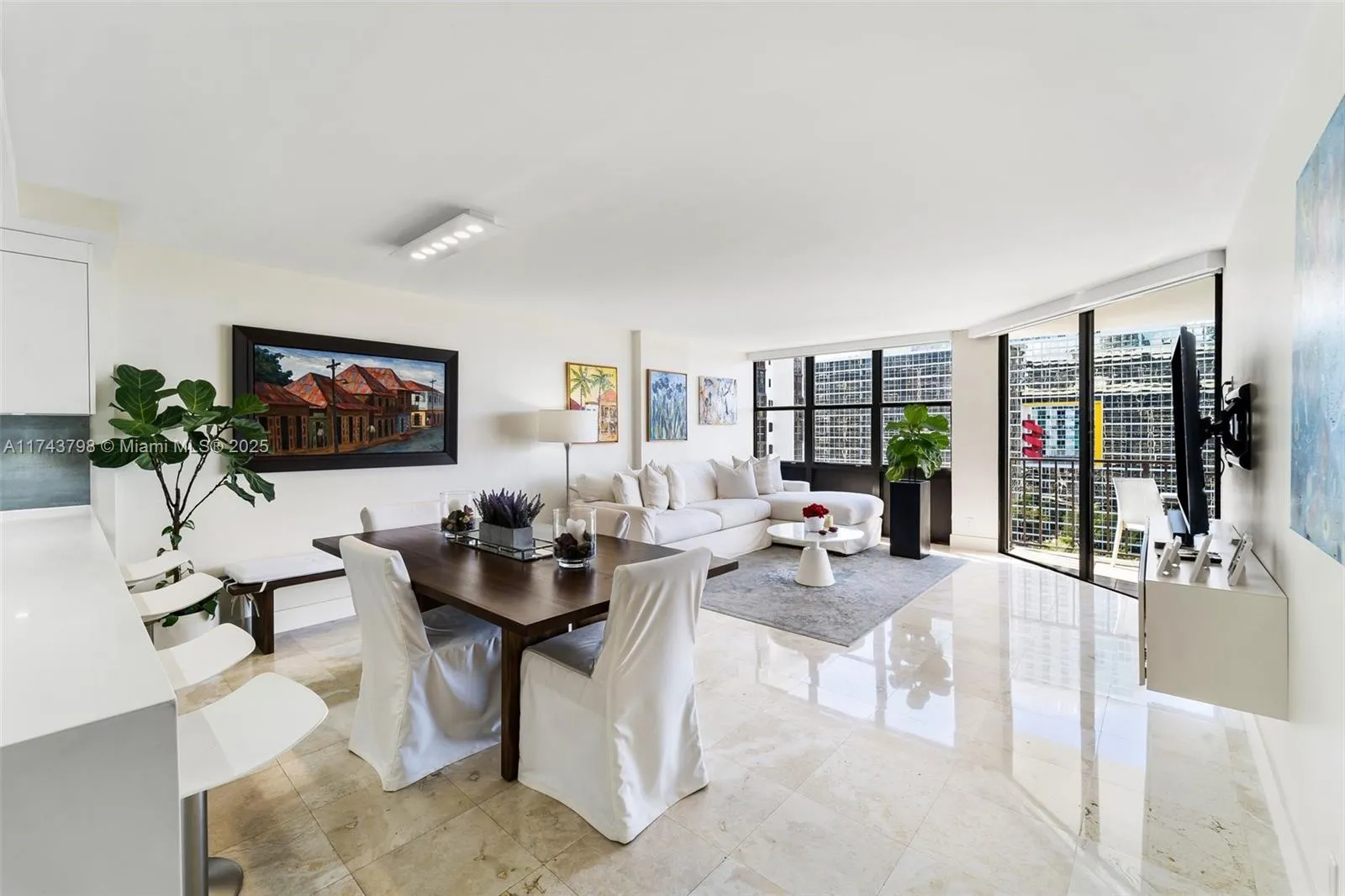 1915 Brickell Ave, Miami FL 33129