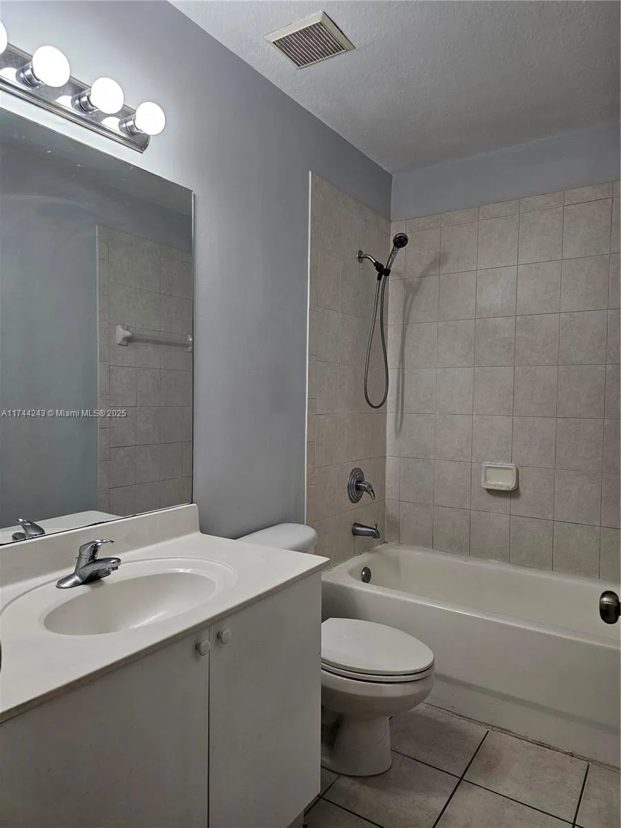 14122 SW 260th St # 103, Homestead FL 33032