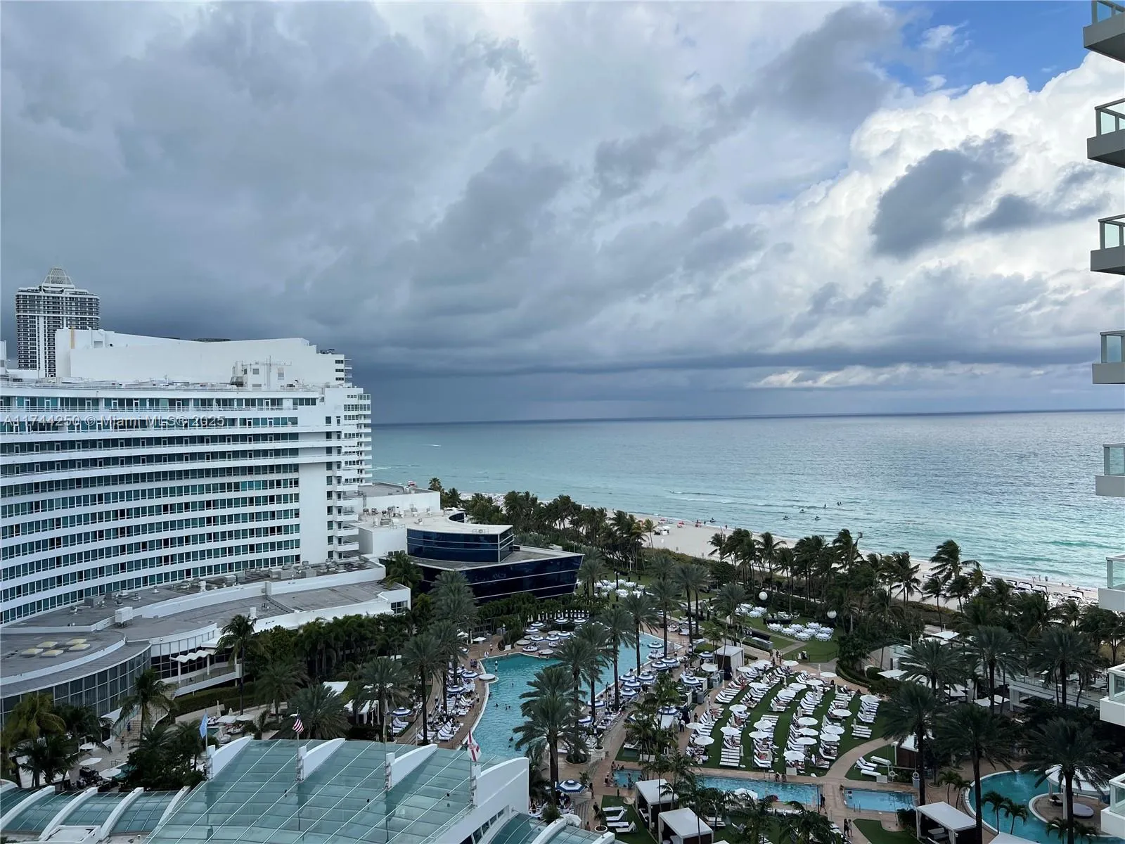1 bath for sale at 4401 Collins Ave # 1401, Miami Beach FL 33140