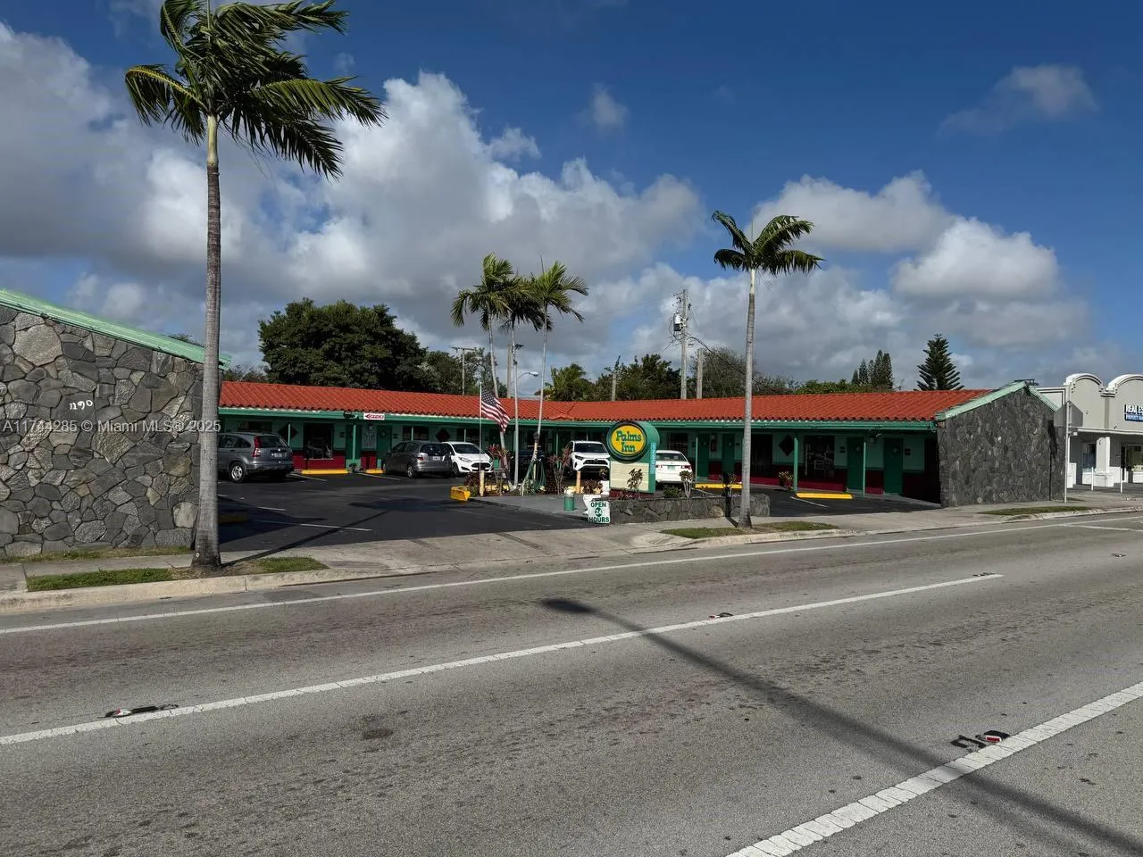 for sale at 1290 S Federal Hwy, Dania Beach FL 33004