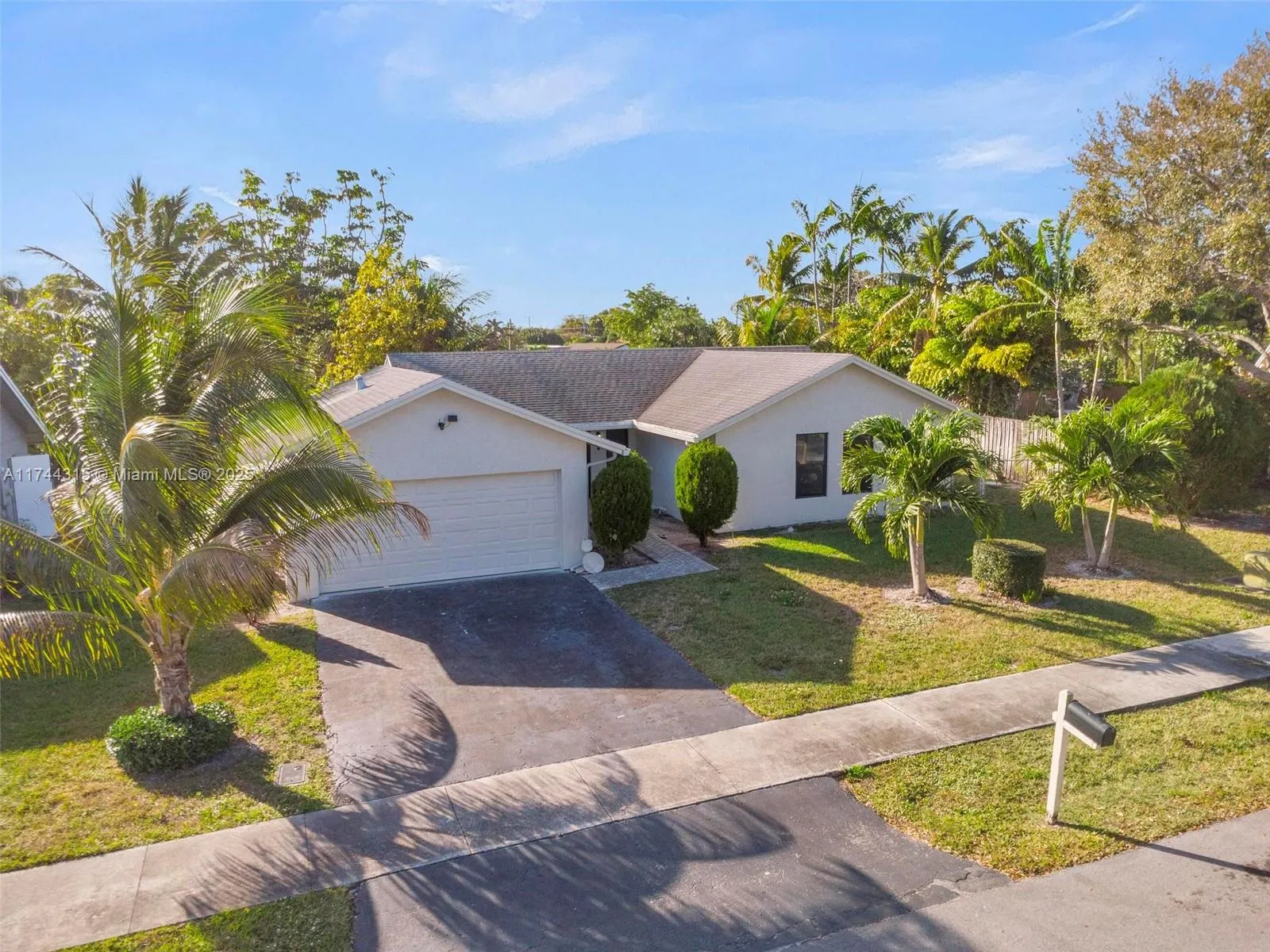4299 NW 18th Ter, Oakland Park FL 33309