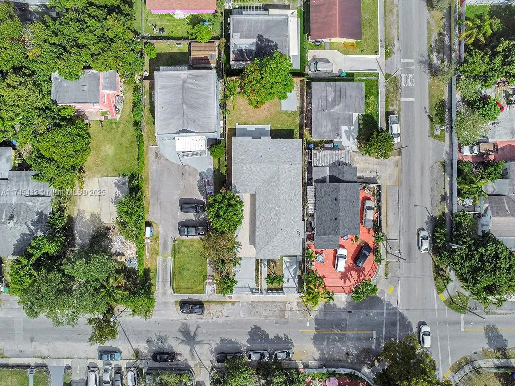 1807 NW 33rd St, Miami FL 33142