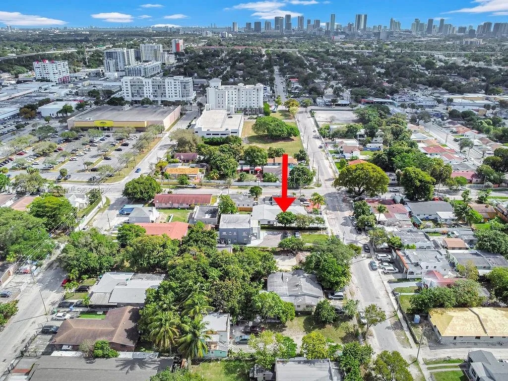 1807 NW 33rd St, Miami FL 33142