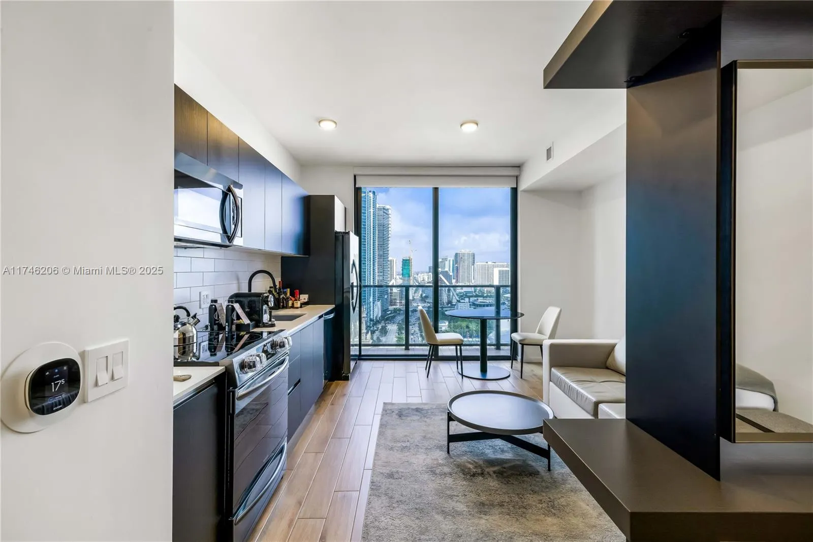 398 NE 5th St # 2205, Miami FL 33132