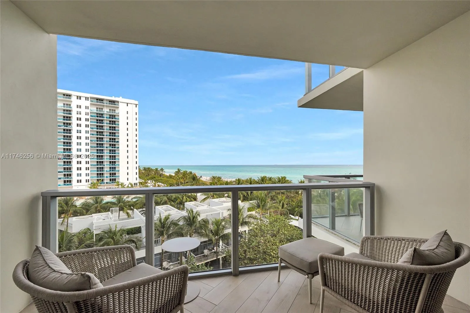 2201 Collins Ave # 625, Miami Beach FL 33139