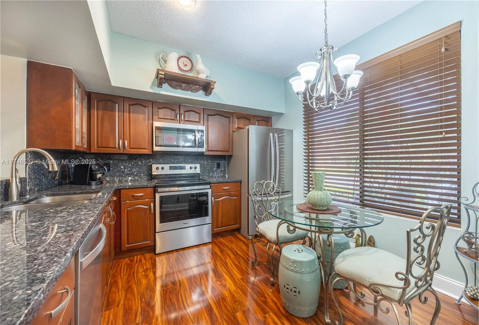 2 bedroom 2 bath for sale at 1017 NW 105th Ave # 133, Plantation FL 33322