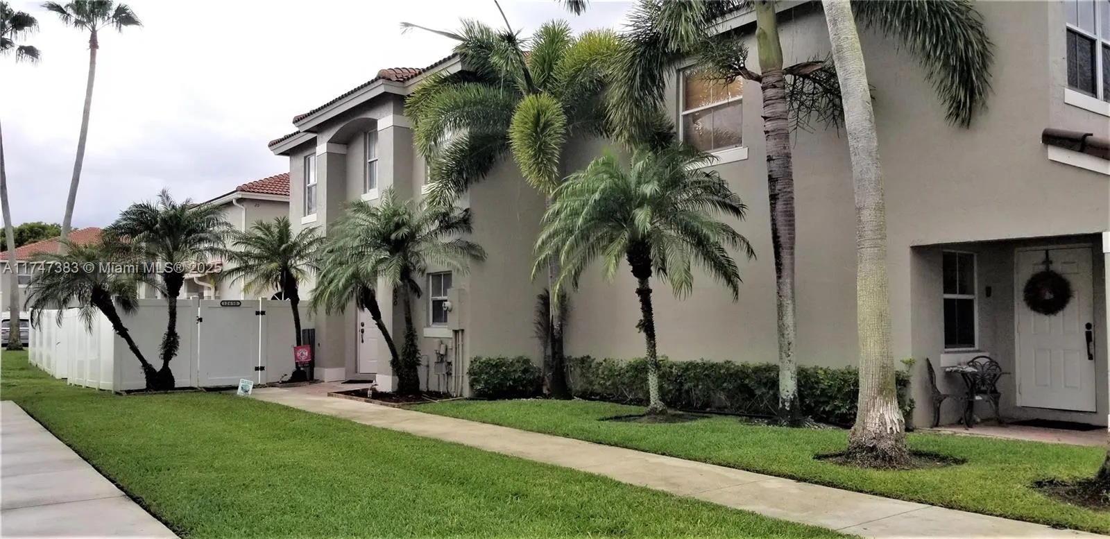 3 bedroom 2 bath for sale at 12650 SW 54th St, Miramar FL 33027