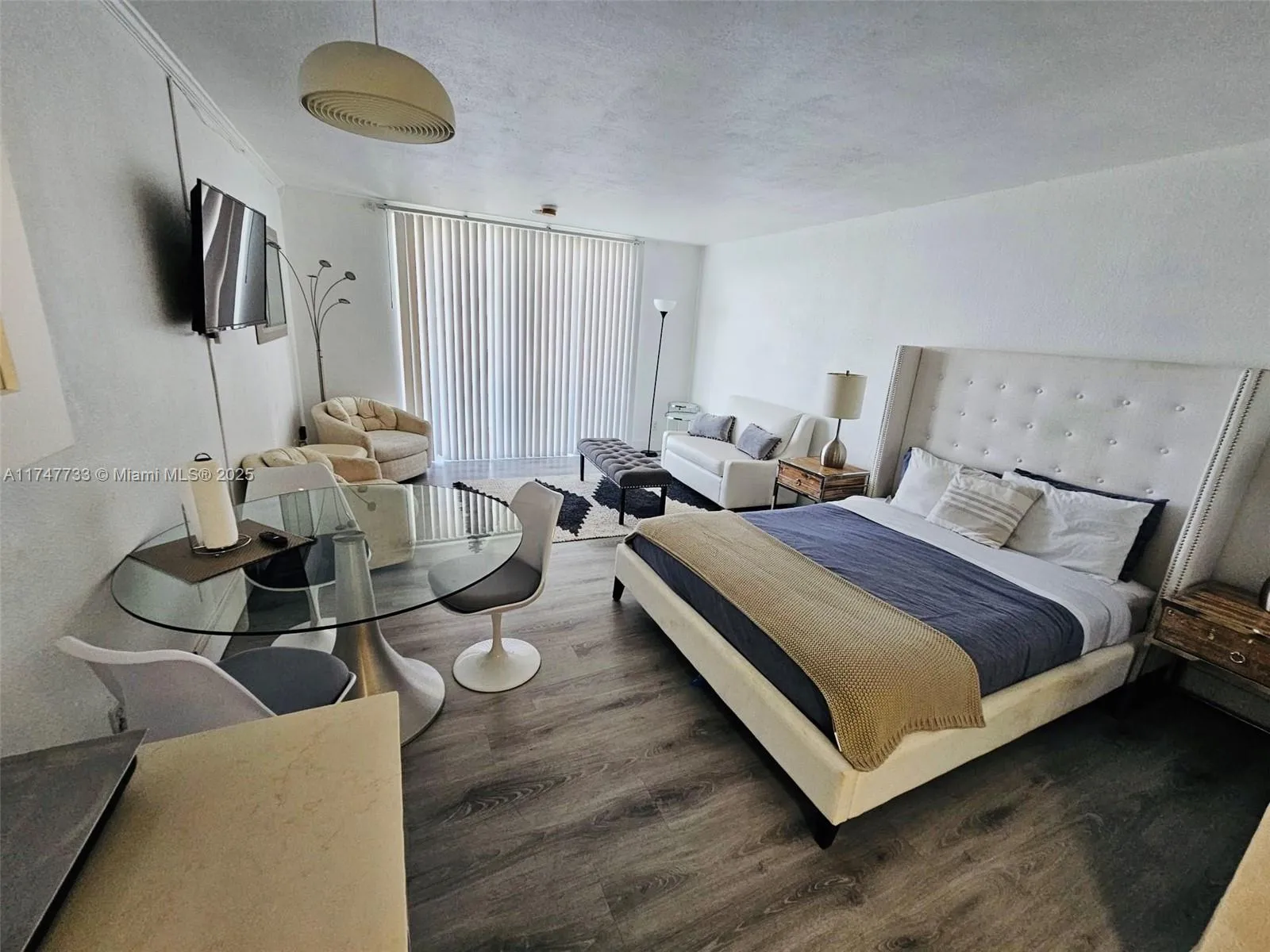 19201 Collins Ave, Sunny Isles Beach FL 33160