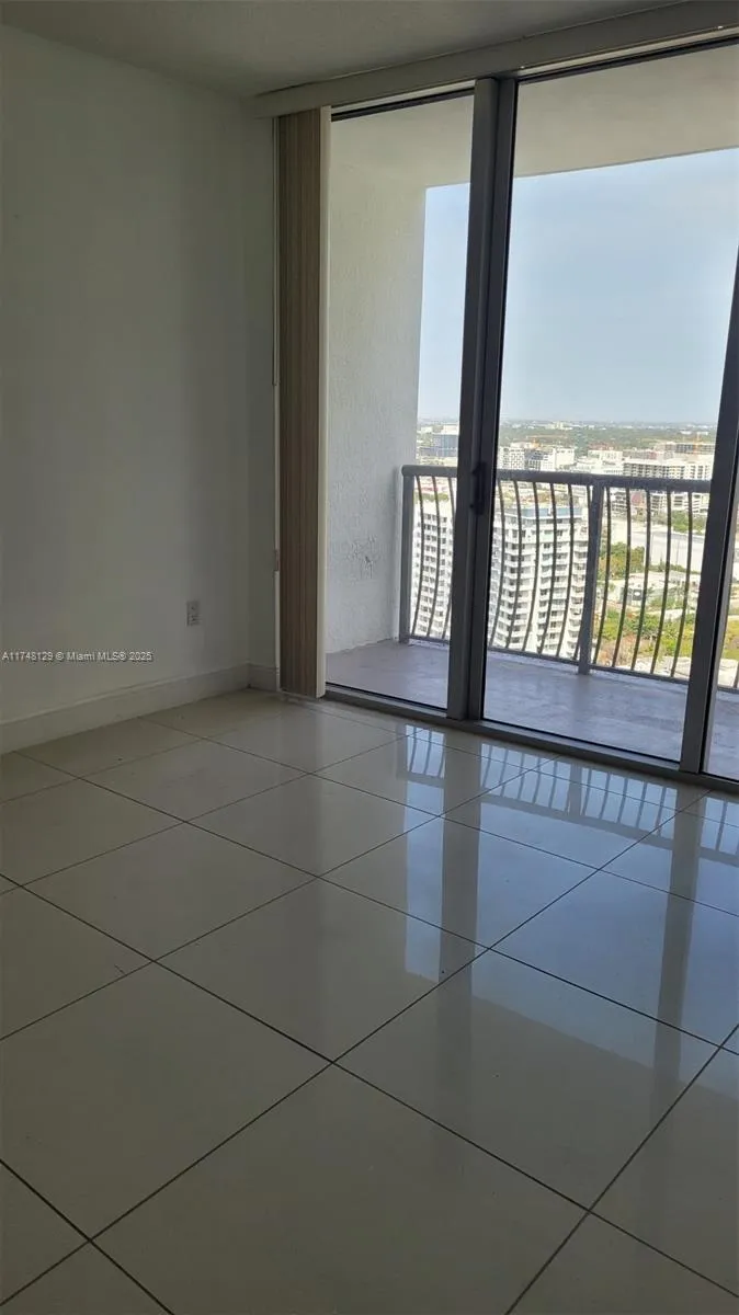 1750 N Bayshore Dr # 3311, Miami FL 33132