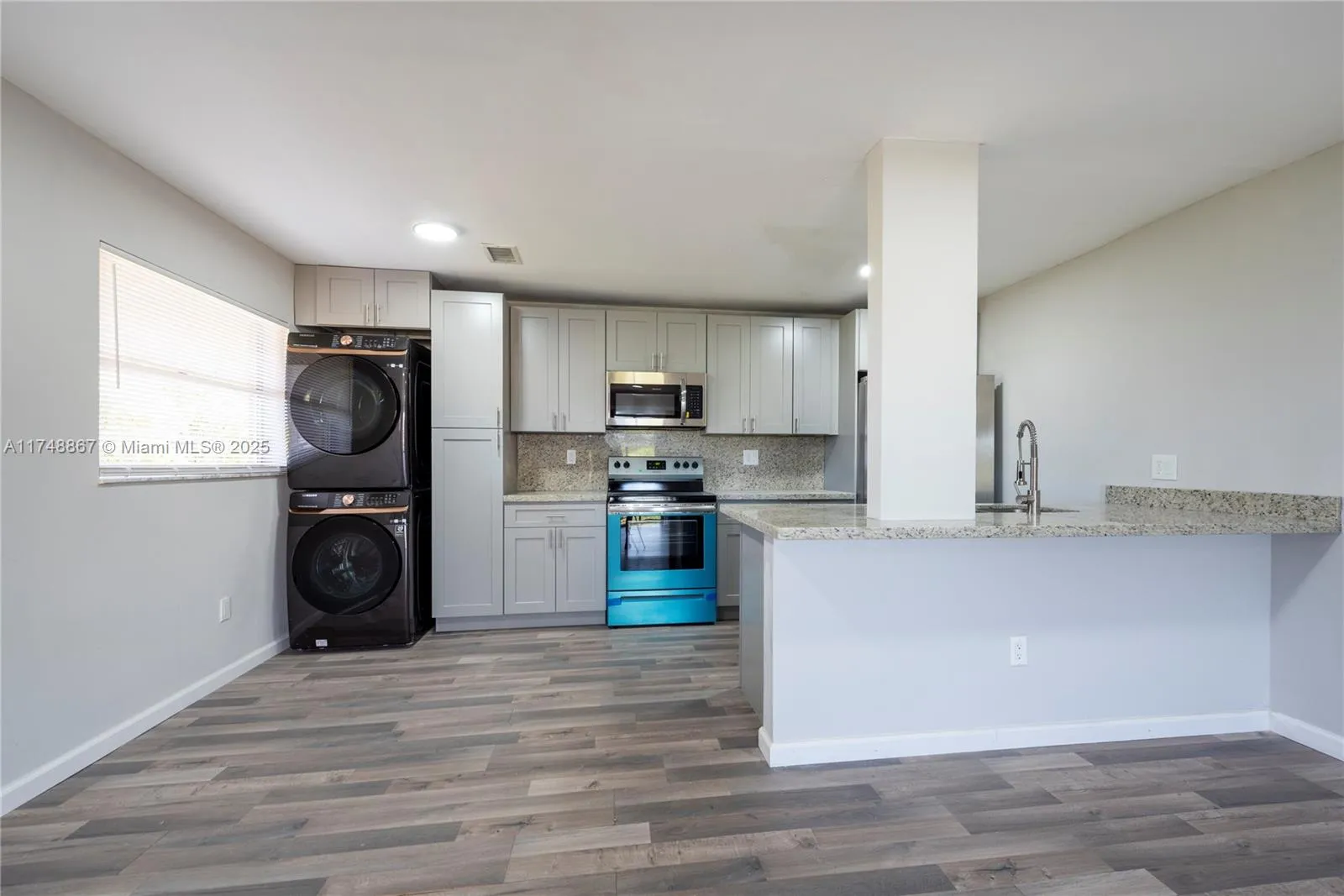 2 bedroom 2 bath for sale at 4111 Stirling Rd # 509, Dania Beach FL 33314