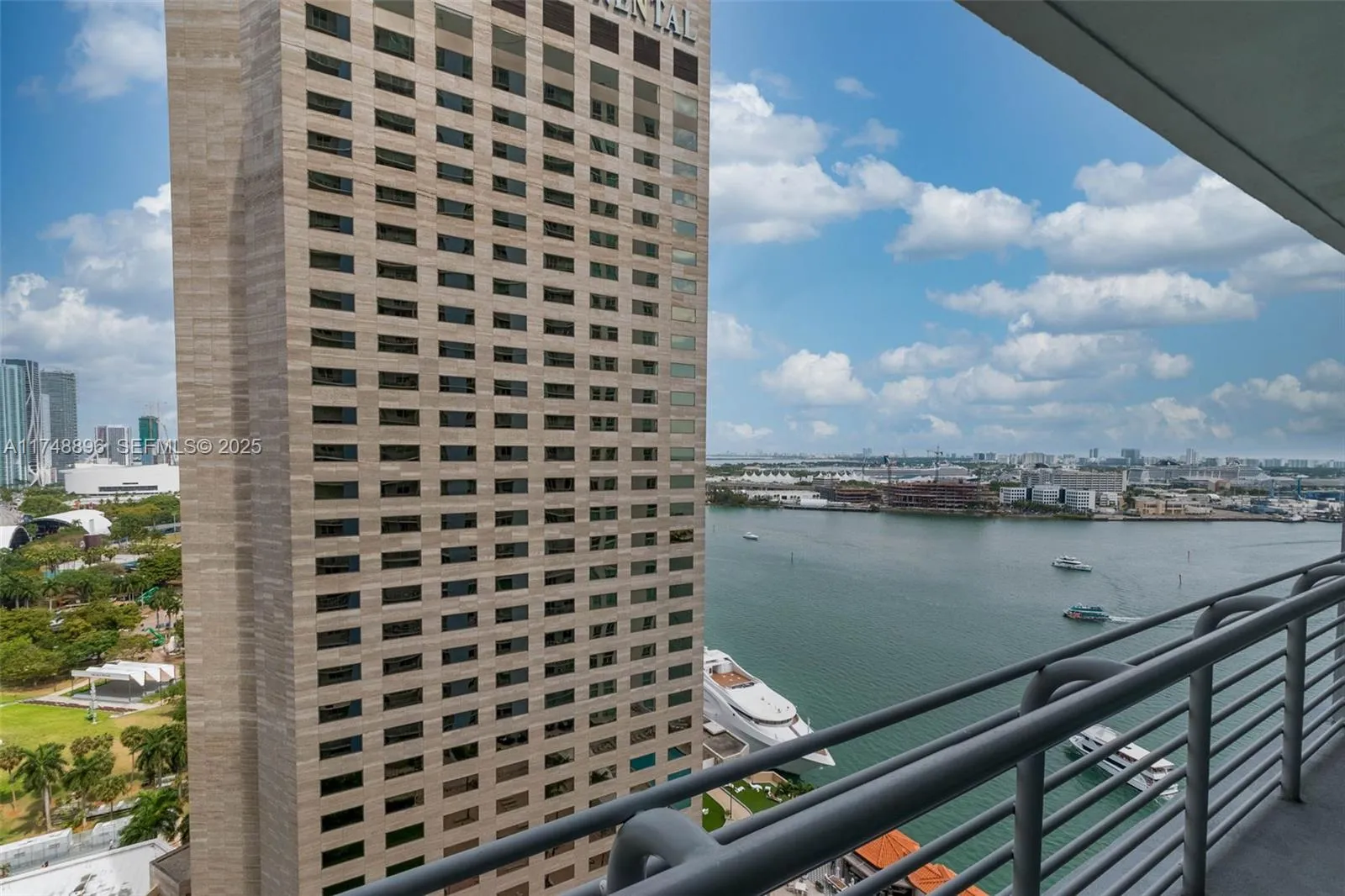335 S Biscayne Blvd # 2402, Miami FL 33131