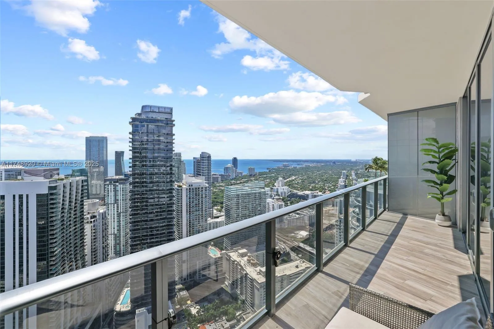 1 bedroom 2 bath for sale at 801 S Miami Ave # 5403, Miami FL 33131