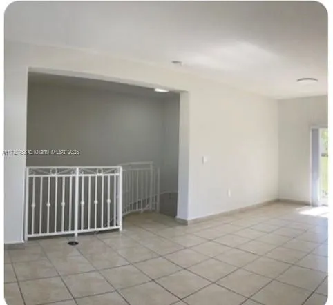 7180 NW 174th Ter # 201, Hialeah FL 33015