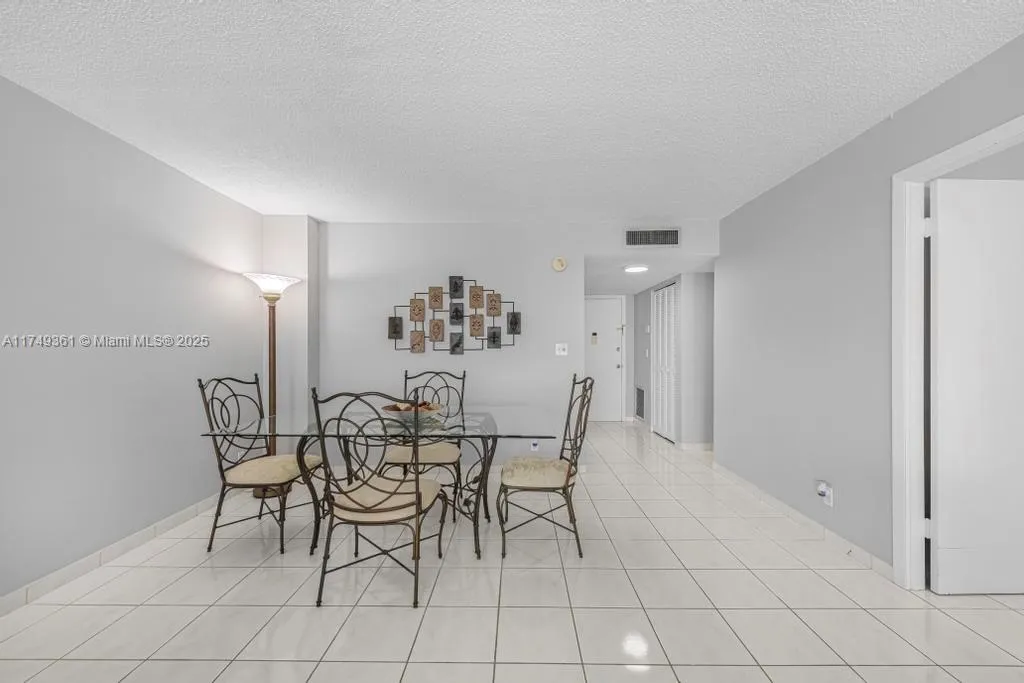 1410 S Ocean Dr # 1103, Hollywood FL 33019