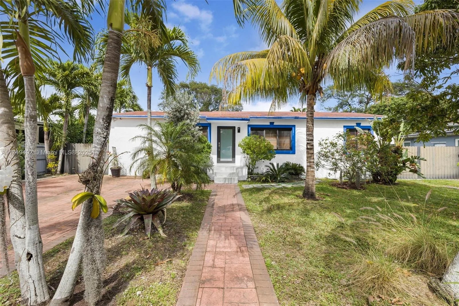 3 bedroom 1 bath for sale at 281 NW 147th St, Miami FL 33168